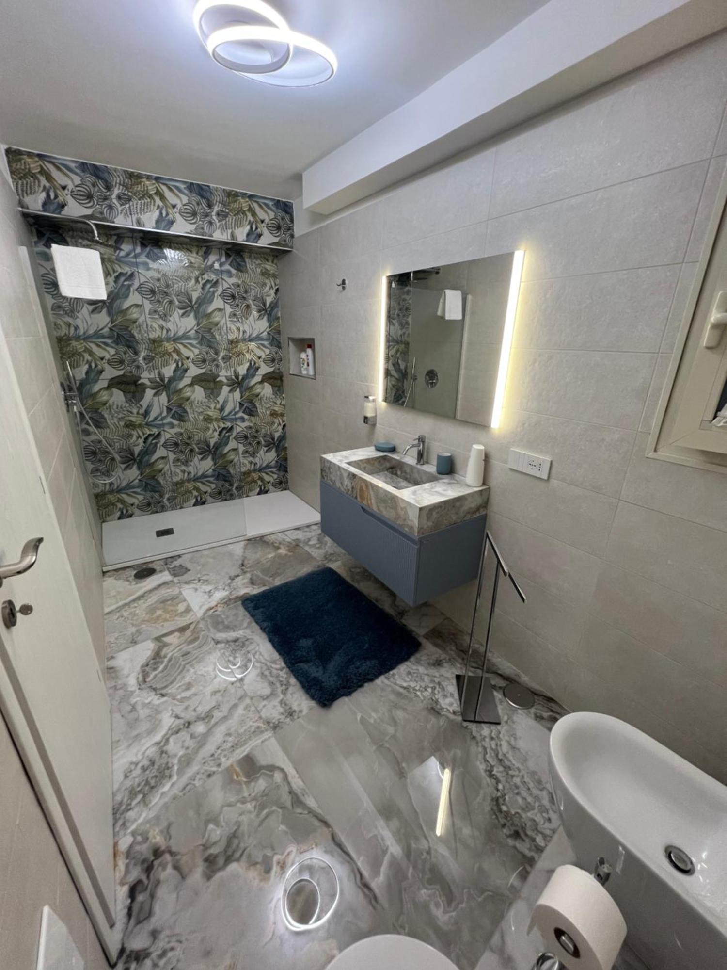 Che Casa Lejlighed Napoli Eksteriør billede